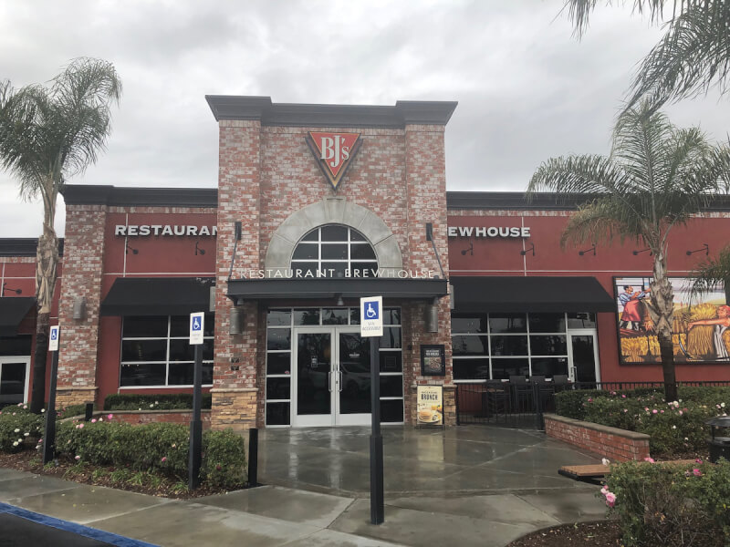 Amazing Pizza, Pasta, Craft Beer & More Moreno Valley, CA 92553